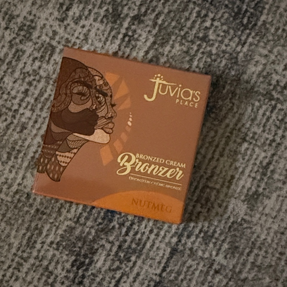 Juvia's Place Bronzed Cream in Nutmeg